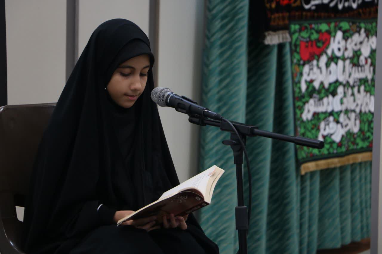 کتابهای عاشورایی در رشت معرفی شدند