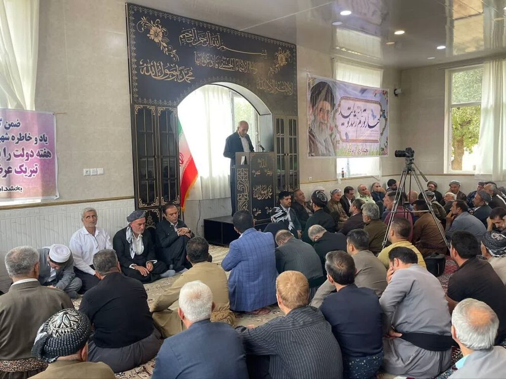 خدمت به مرزنشینان غیور وظیفه ذاتی مسئولین نظام است