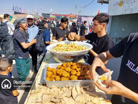 وفور نعمت و امکانات پذیرایی در مسیر پیاده‌روی اربعین+تصاویر