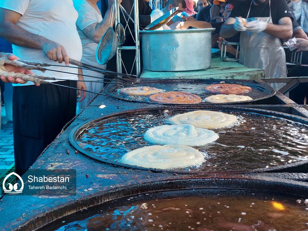 وفور نعمت و امکانات پذیرایی در مسیر پیاده‌روی اربعین+تصاویر