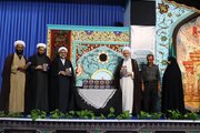 کتاب «جهادگر مجاهد» در حاشیه نمازجمعه ساری رونمایی شد