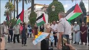 فیلم/ معترضان مراکشی پرچم رژیم صهیونیستی را به آتش کشیدند