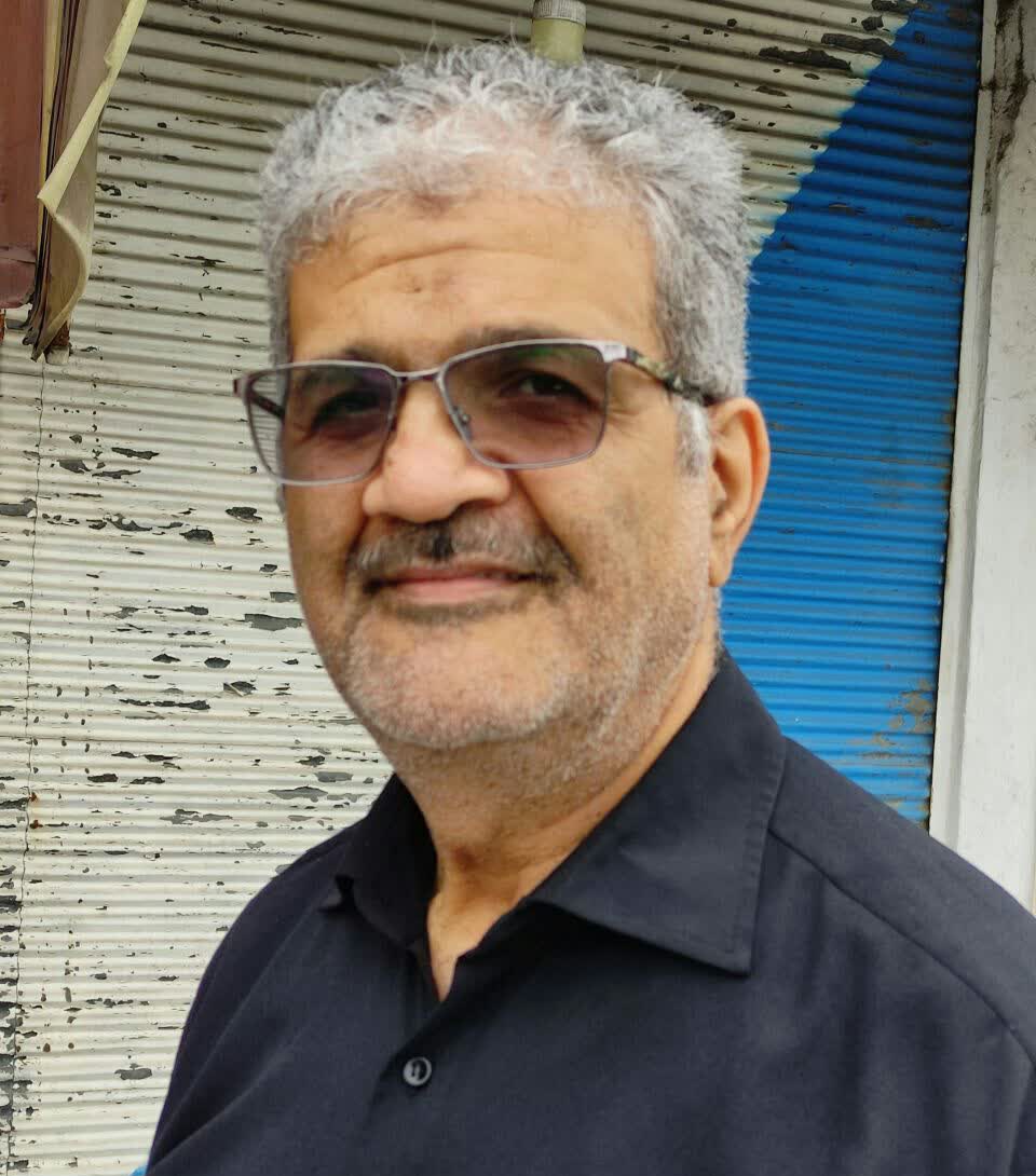 مردی شبیه شعرهایش/بهار را بهانه کرده ایم و جان گرفته ایم