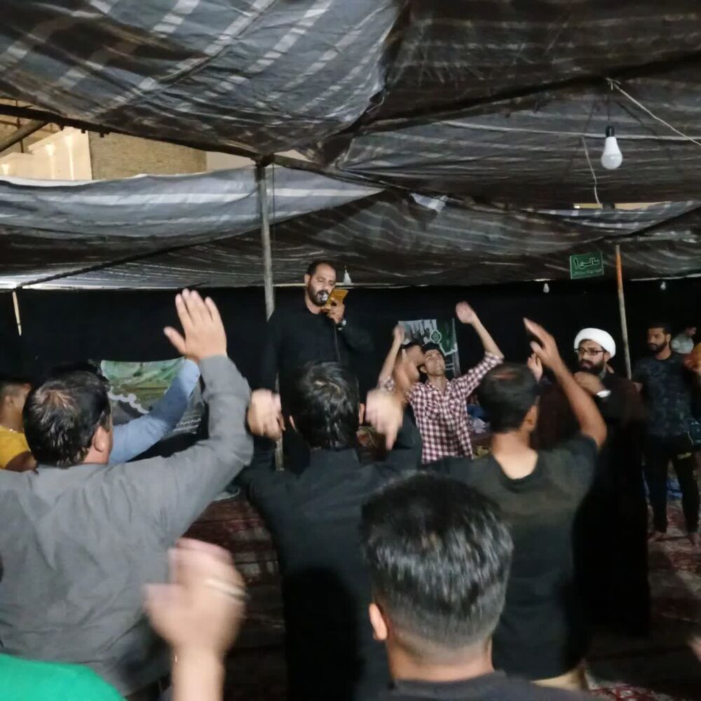 اطعام دهی اعضای کانون امام علی(ع) نکا در مشهد