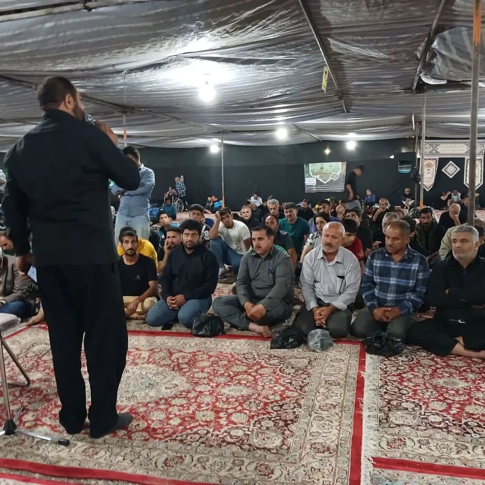 اطعام دهی اعضای کانون امام علی(ع) نکا در مشهد