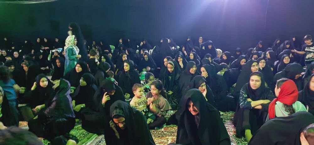 همایش «مادران چشم براه» در آران و بیدگل برگزار شد