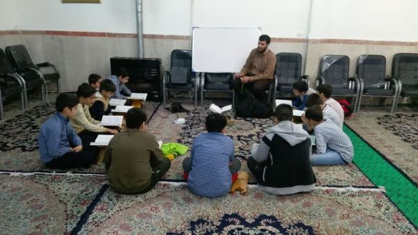 کانون فرهنگی هنری اسوه از دانشآموزان محروم حمایت میکند