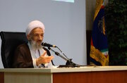 وحدت ملت ایران هیبت دشمن را شکست