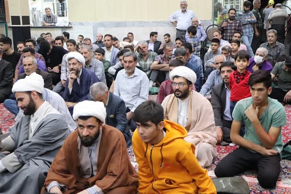 چای روضه نظر کرده ارباب است/ همایش تجلیل از چایی ریزان هیئت های مذهبی ملایر