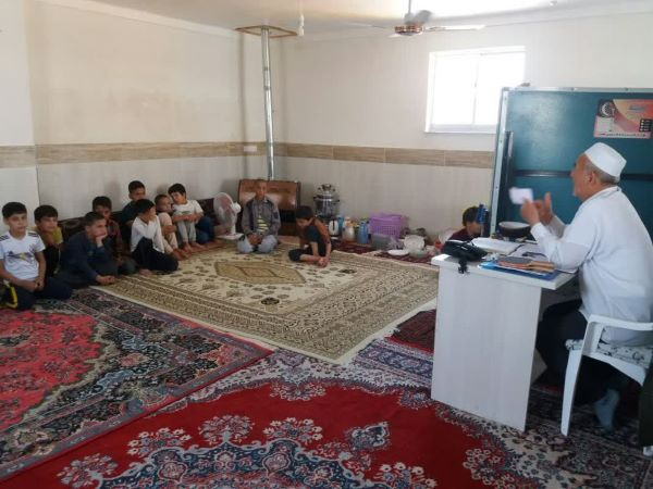 کانونی مسجدی که به همت اهلسنت گرهگشای محرومان و موثر در وحدت شده است