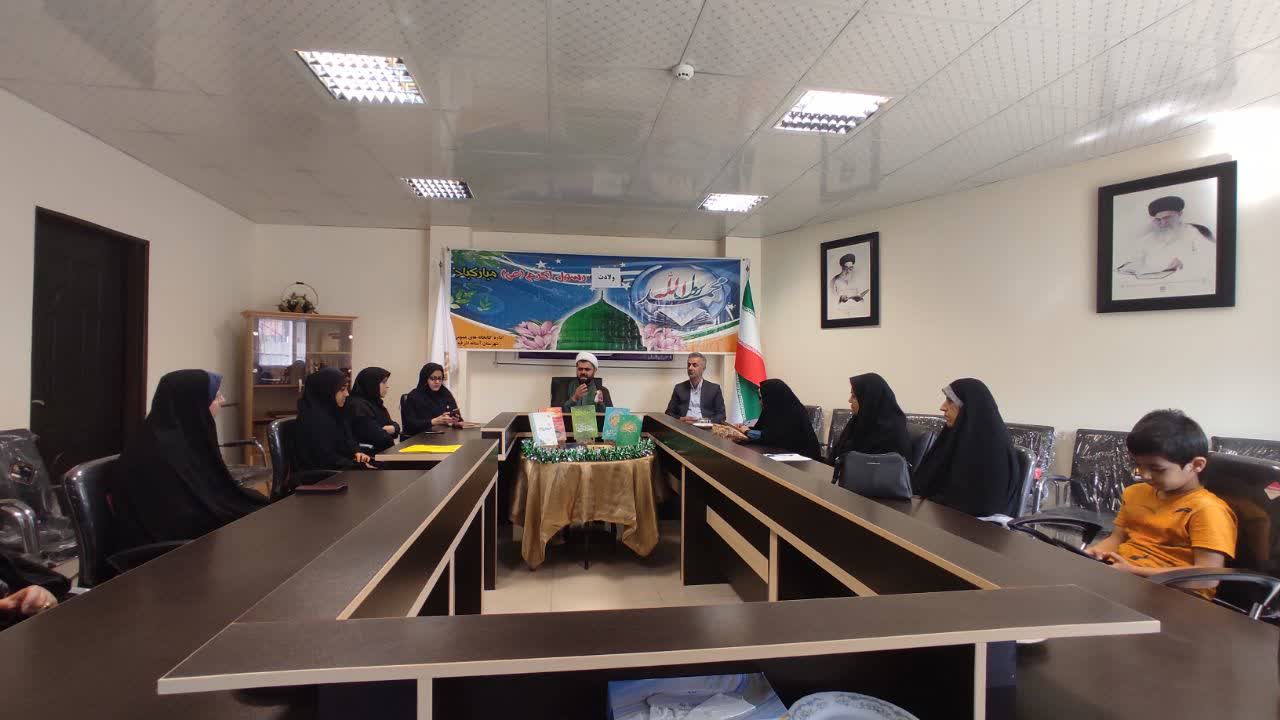 برگزاری نشست ادبی با موضوع نگاهی به زندگی پیامبر و امام صادق(ع)