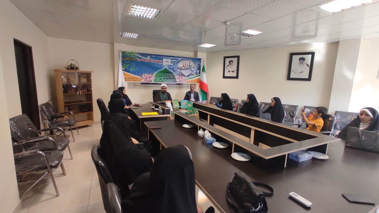 برگزاری نشست ادبی با موضوع نگاهی به زندگی پیامبر و امام صادق(ع)