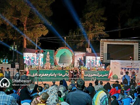 فیلم| جشن میلاد نبی مکرم اسلام و امام جعفرصادق علیه السلام در میدان شورای کرمان