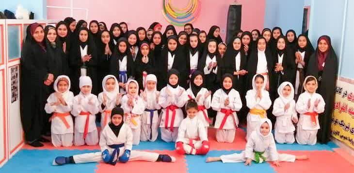 این کانون مسجدی بچههای محروم از تحصیل را به مدرسه بازمیگرداند