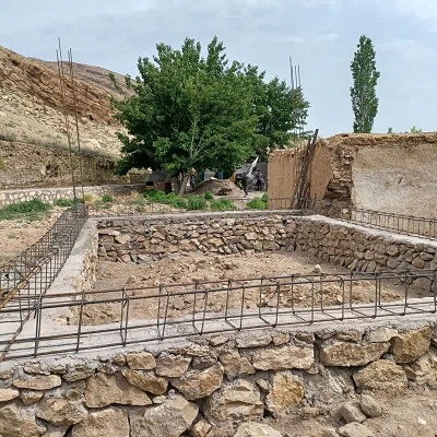 ساخت ۲ خانه زلزله زده در روستاهای فیرورق و زروان خوی