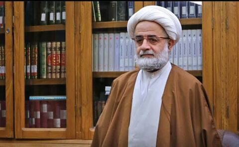 دولتمردان و نمایندگان مجلس بدانند اعتبارشان به مسجد و دیانت است/ به جوانان در مسجد میدان بدهیم