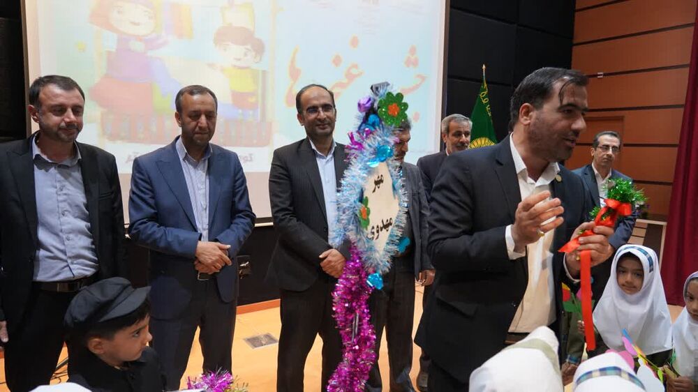 گزارش تصویری/جشن غنچه ها در طبس