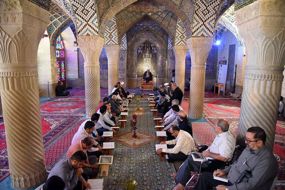 مسجد؛ یکی از شش مکان برگزیده خداوند در زمین