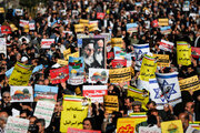 نمازگزاران اهوازی در حمایت از فلسطین «راهپیمایی» می‌کنند