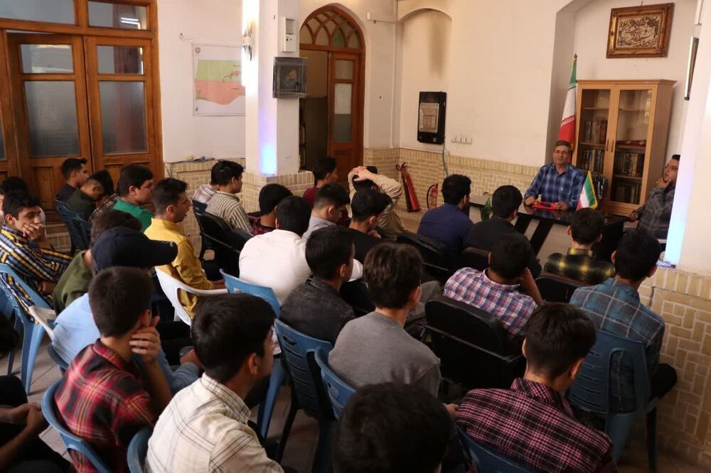 ویژه برنامه «همکلاسی آسمانی» در فرهنگسرای معراج کاشان آغاز شد