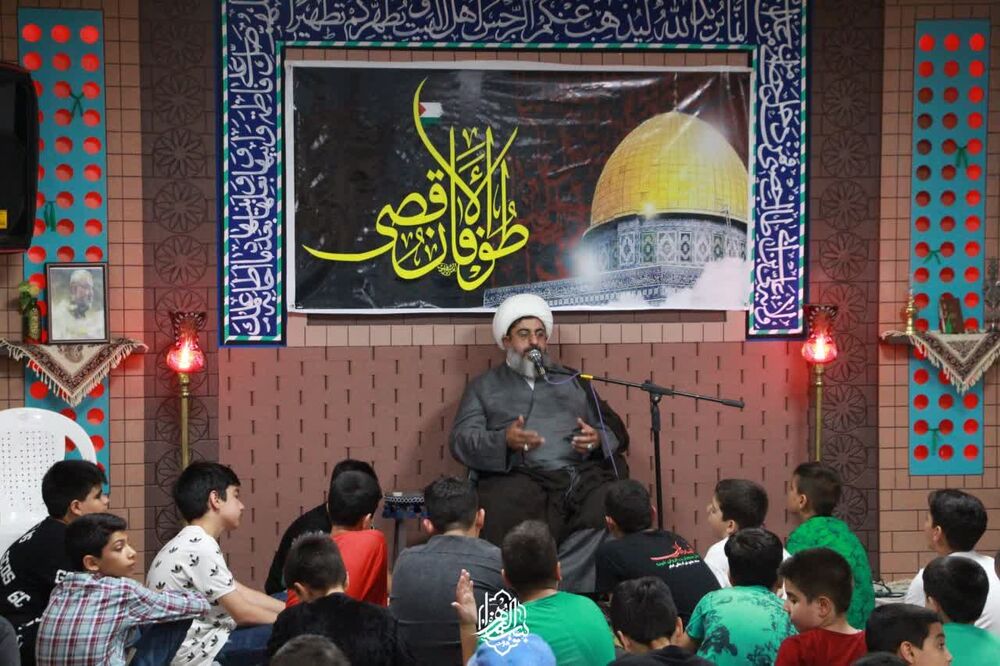 کانون های فرهنگی هنری مساجد باور به کار زیربنایی دارند