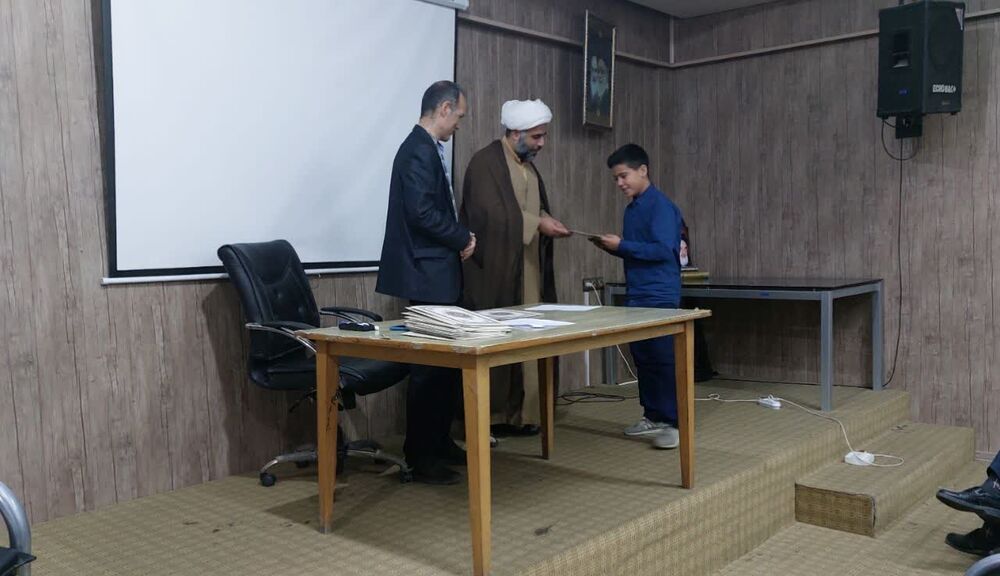 کارکرد نماز در قالب جشنواره فجر تا فجر تبیین و تحلیل شد