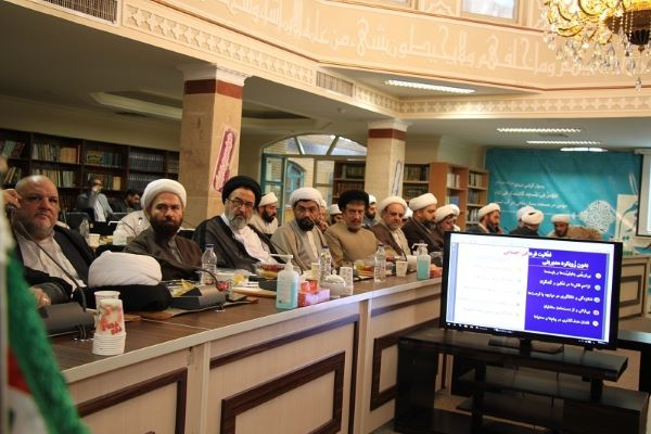 ظرفیت نمازگزاران برای نظارت بر برنامههای فرهنگی مساجد به کار گرفته شود