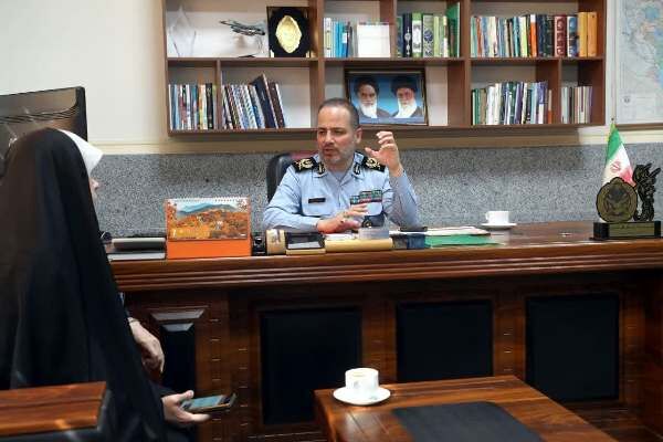 مجتمعهای فرهنگی ارتش کنار هر مسجد وظایف مربوط به کانونهای فرهنگی هنری مساجد را بر دوش دارند