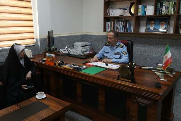 مجتمعهای فرهنگی ارتش کنار هر مسجد وظایف مربوط به کانونهای فرهنگی هنری مساجد را بر دوش دارند