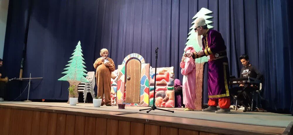 از راه اندازی گروه تئاتر کانون تا کسب رتبه برتر در در رویداد «فرهنگ و هنر بچه های مسجد»