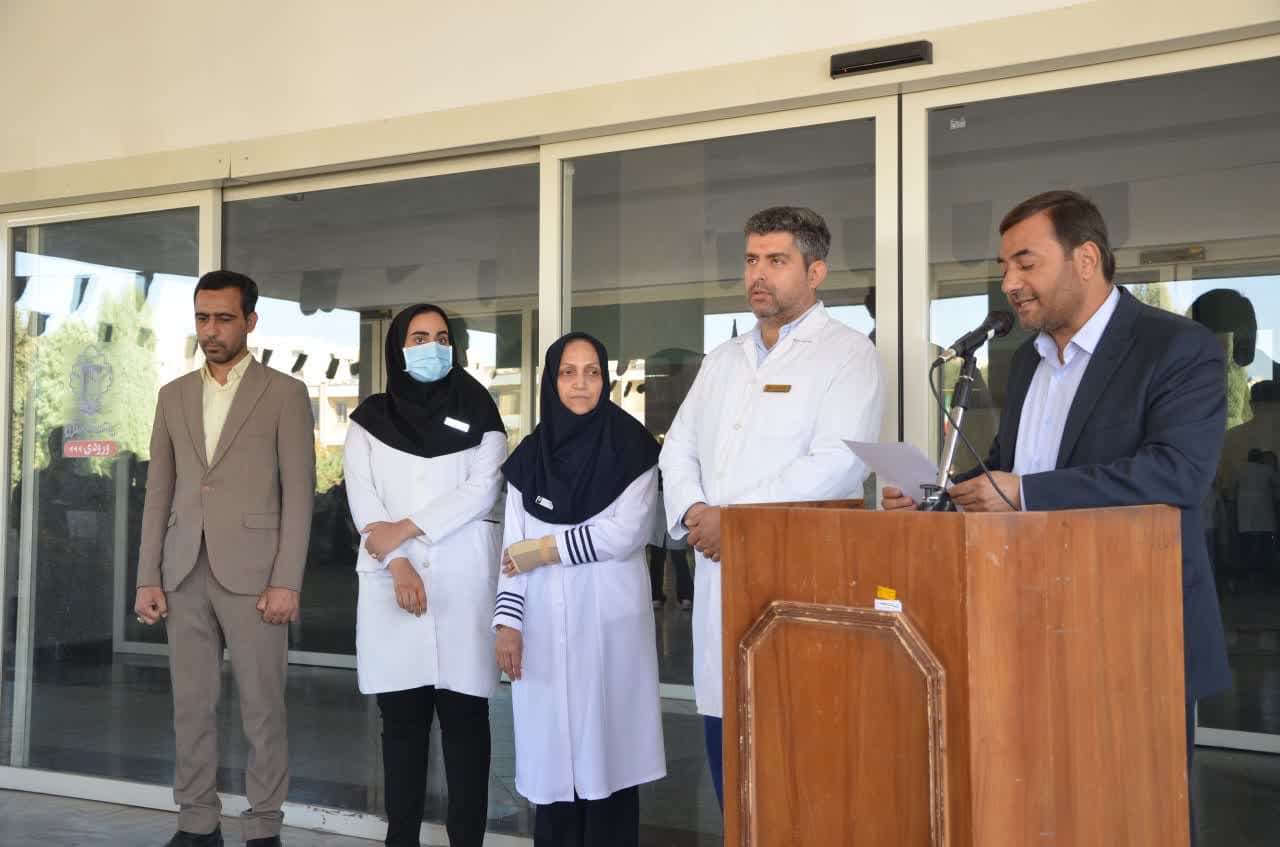 تجمع اعتراضی کادر درمان استان یزد در پی جنایت رژیم صهیونیستی در غزه+تصاویر