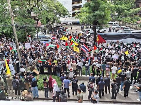 تجمع ضد صهیونیستی مسلمانان شیعه و سنی در تایلند+ عکس