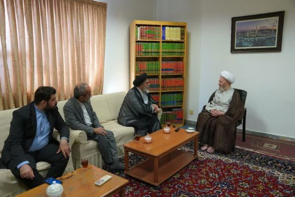 دیدار تولیت مسجد مقدس جمکران با حضرت آیت الله العظمی سبحانی