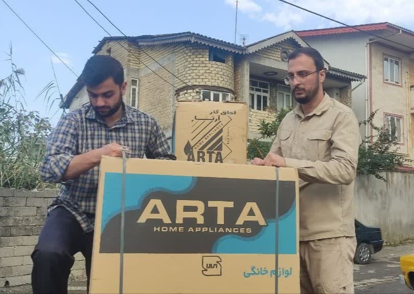 لوازم خانگی به ارزش ۷۰۰ میلیون تومان تحویل سیلزدگان آستارا شد