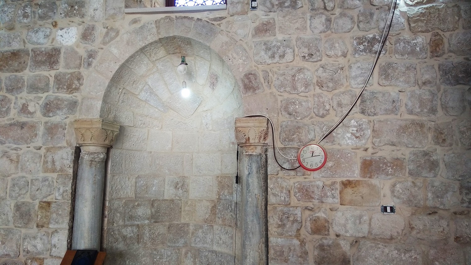 فیلم/ شکست صهیونیستها در تغییر هویت مسجد 700 ساله «الساطون» در نابلس