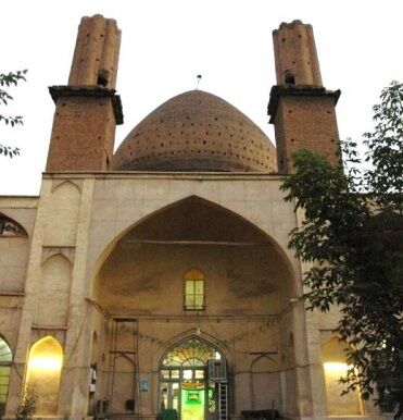 سایه سنگین بیتوجهی به میراث تاریخی بر سر مسجد معیرالممالک/ راه درازی که مسجد برای مردمت در پیش دارد