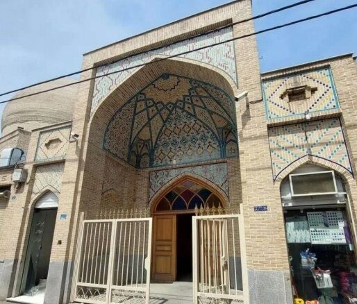 سایه سنگین بیتوجهی به میراث تاریخی بر سر مسجد معیرالممالک/ راه درازی که مسجد برای مردمت در پیش دارد