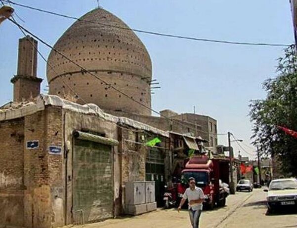 سایه سنگین بیتوجهی به میراث تاریخی بر سر مسجد معیرالممالک/ راه درازی که مسجد برای مردمت در پیش دارد