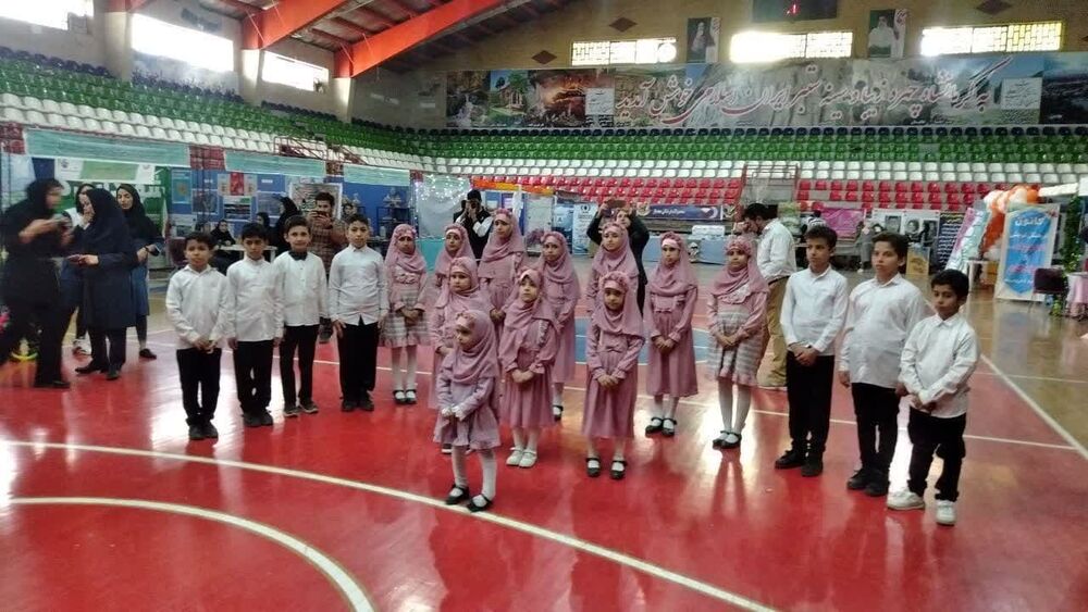 فعالیتهای نوجوانمحور کانونهای مساجد کرمانشاه در نمایشگاه «هفته نوجوان» معرفی شد