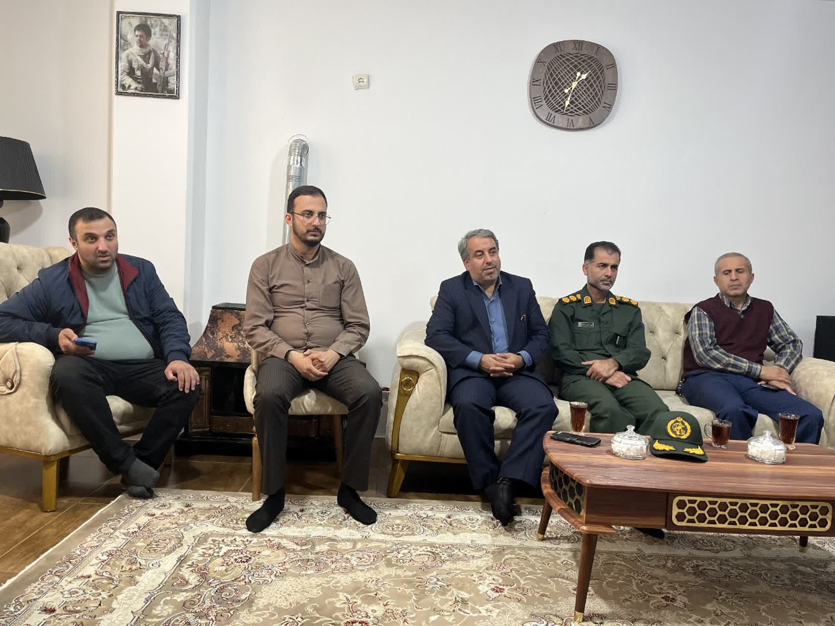 رسانهها در ترویج فرهنگ ایثار و شهادت رسالت مهمی دارند