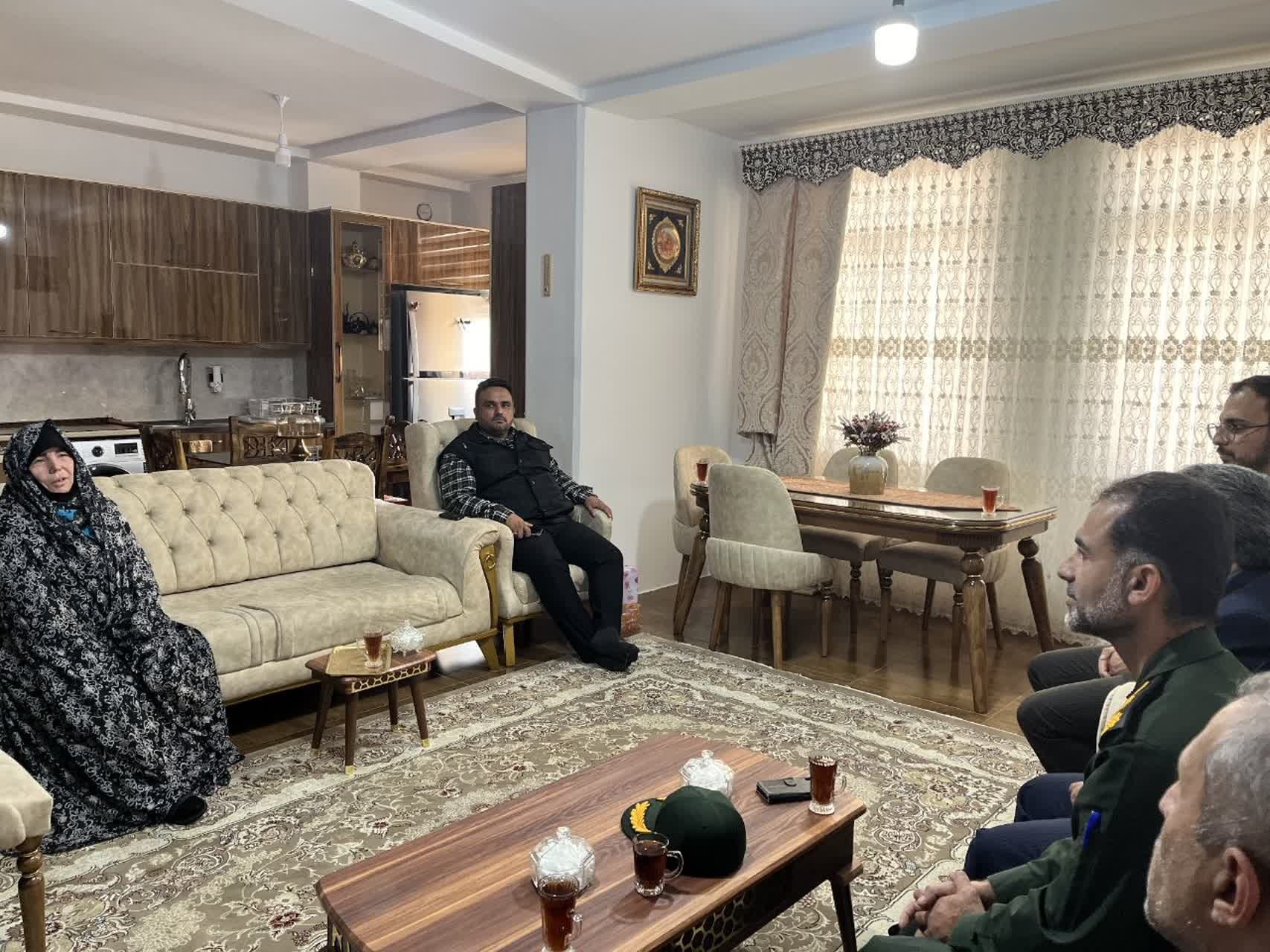 رسانهها در ترویج فرهنگ ایثار و شهادت رسالت مهمی دارند