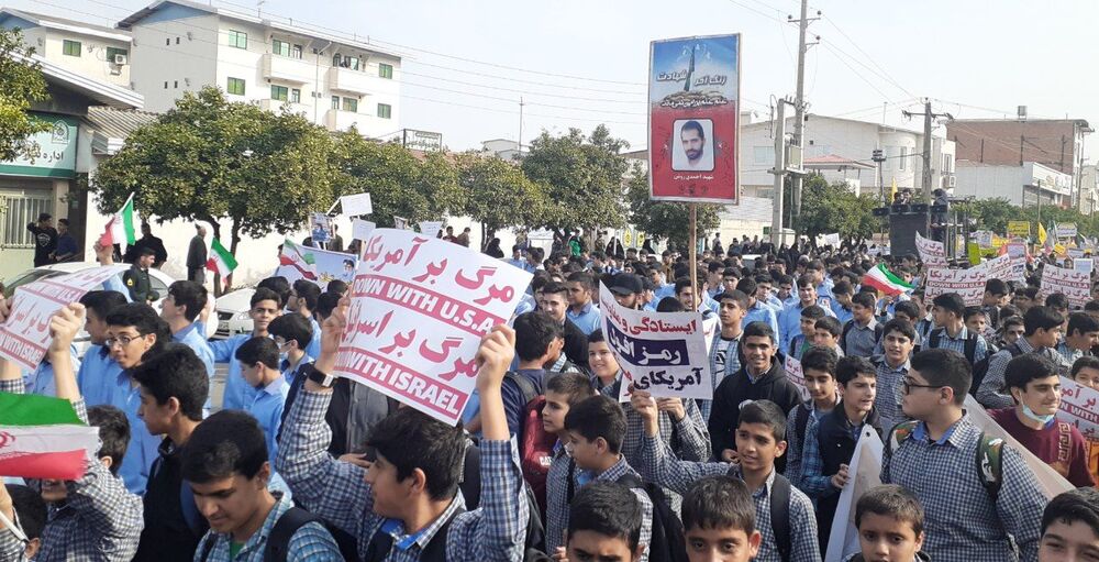 حضور حماسی مازندرانی ها در راهپیمایی 13آبان حقارت استکبار در برابر مکتب اسلام را تصویر کرد