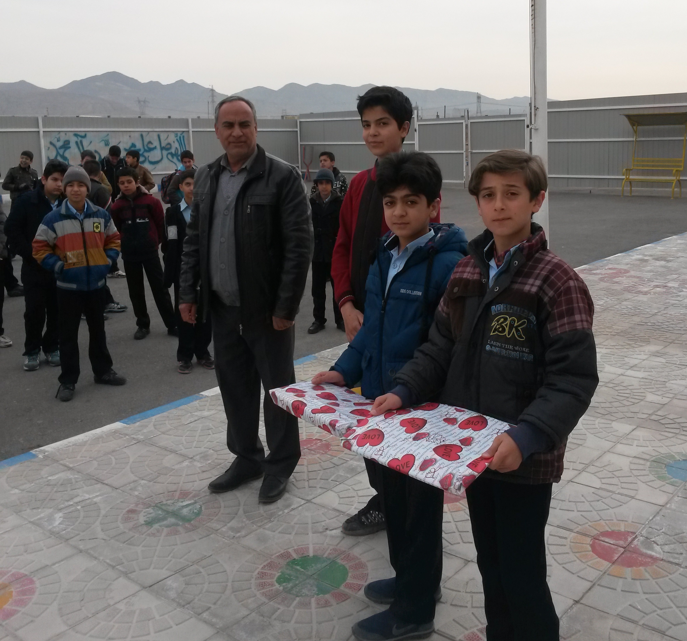 دانش آموزان کانون های مساجد استان اصفهان جایزه گرفتند