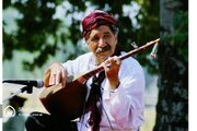 هنرمند خراسان شمالی در نمایشگاه عشایر جهان به اجرای موسیقی پرداخت