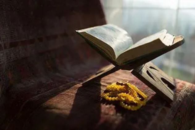 حضور بی سابقه نسخه خطی «توپکاپی» قرآن در نمایشگاه کتاب شارجه