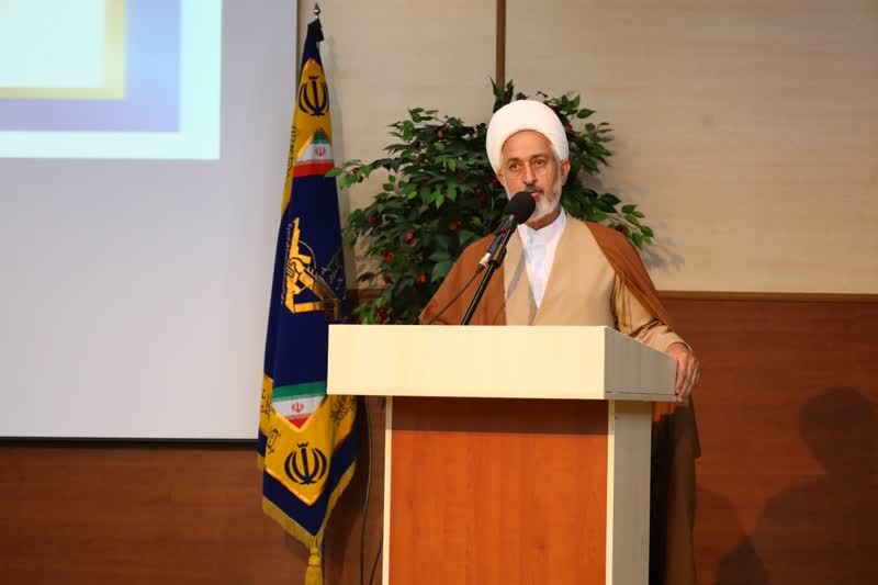 عکس| آئین تکریم و معارفه مسئول نمايندگي ولي فقيه در سپاه کربلا