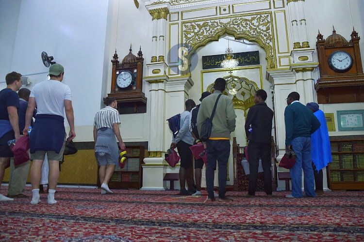 آشنایی غیرمسلمانان با «کلام الله» در مسجد جامع نایروبی + تصویر
