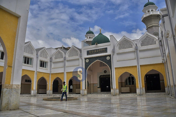 آشنایی غیرمسلمانان با «کلام الله» در مسجد جامع نایروبی + تصویر