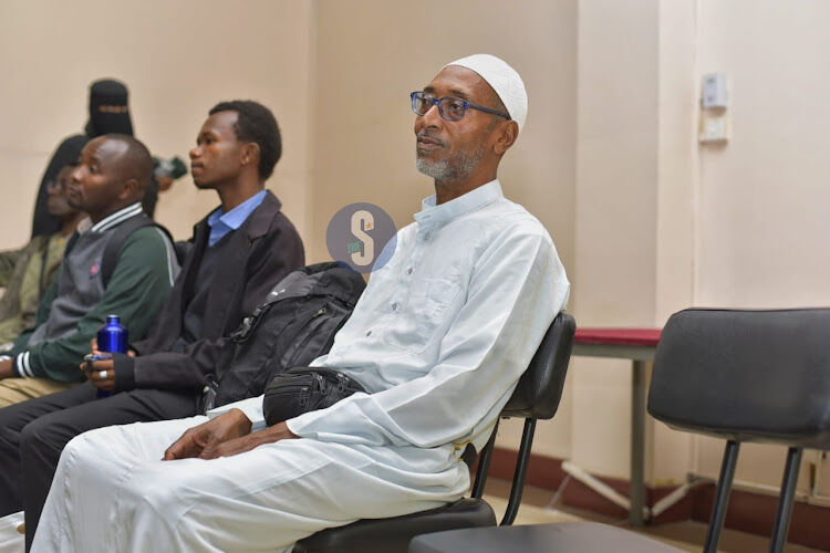 آشنایی غیرمسلمانان با «کلام الله» در مسجد جامع نایروبی + تصویر