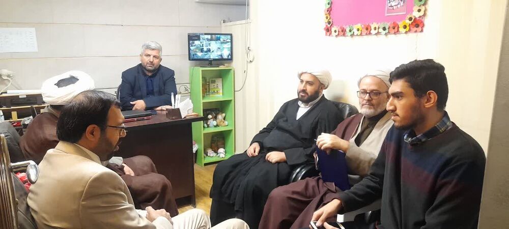 باید از روشهای خلاقانه و نوین برای فرهنگ کتابخوانی استفاده کرد